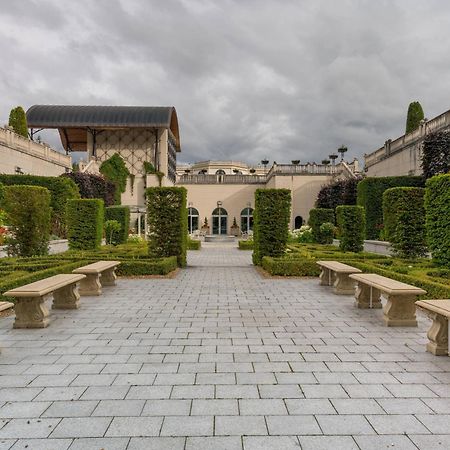 Powerscourt Hotel, Autograph Collection Эннискерри Экстерьер фото The gardens of the Aga Khan Museum