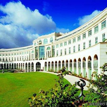 Powerscourt Hotel, Autograph Collection Эннискерри Экстерьер фото The Crescent
