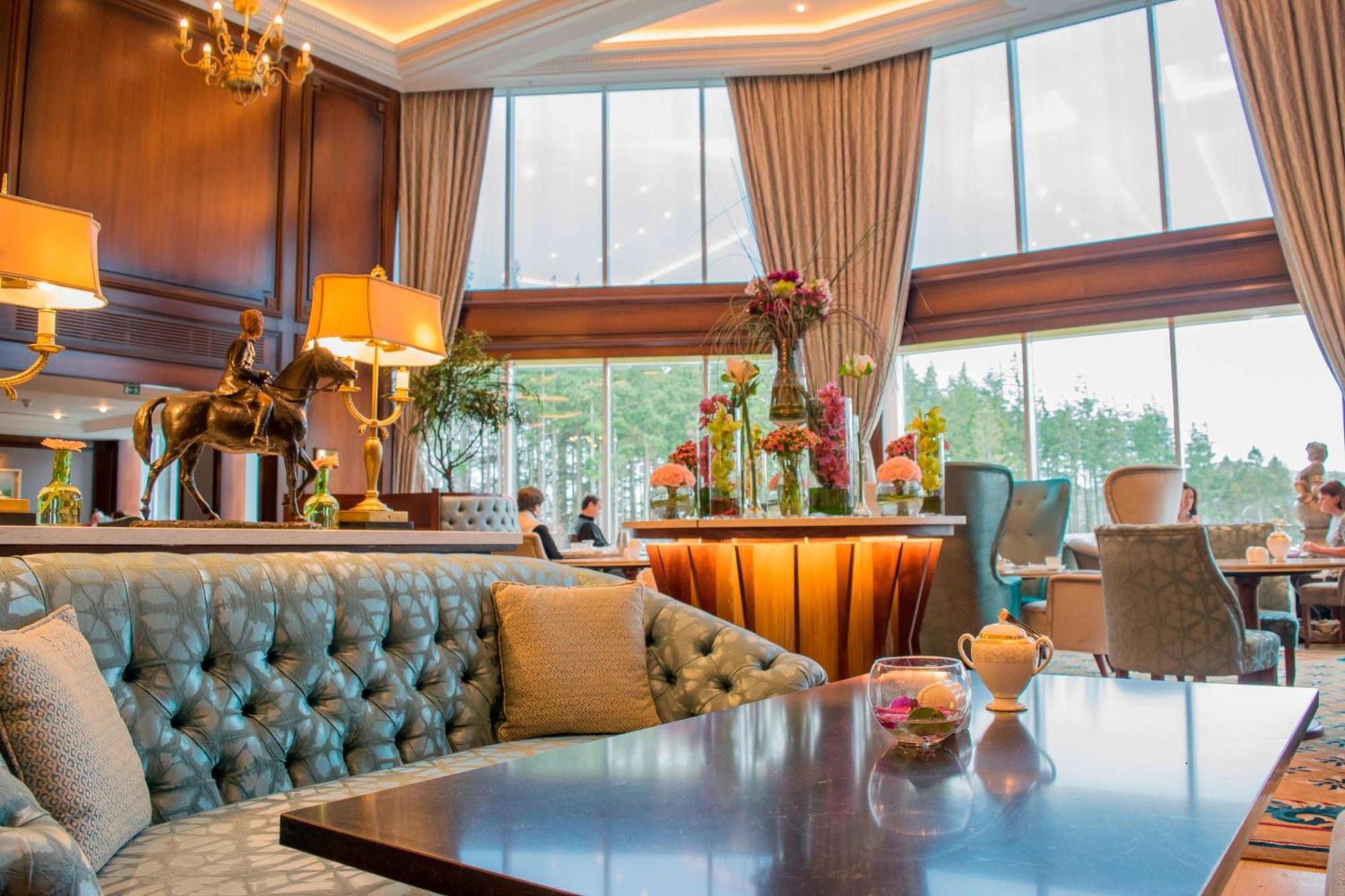 Powerscourt Hotel, Autograph Collection Эннискерри Экстерьер фото The lobby