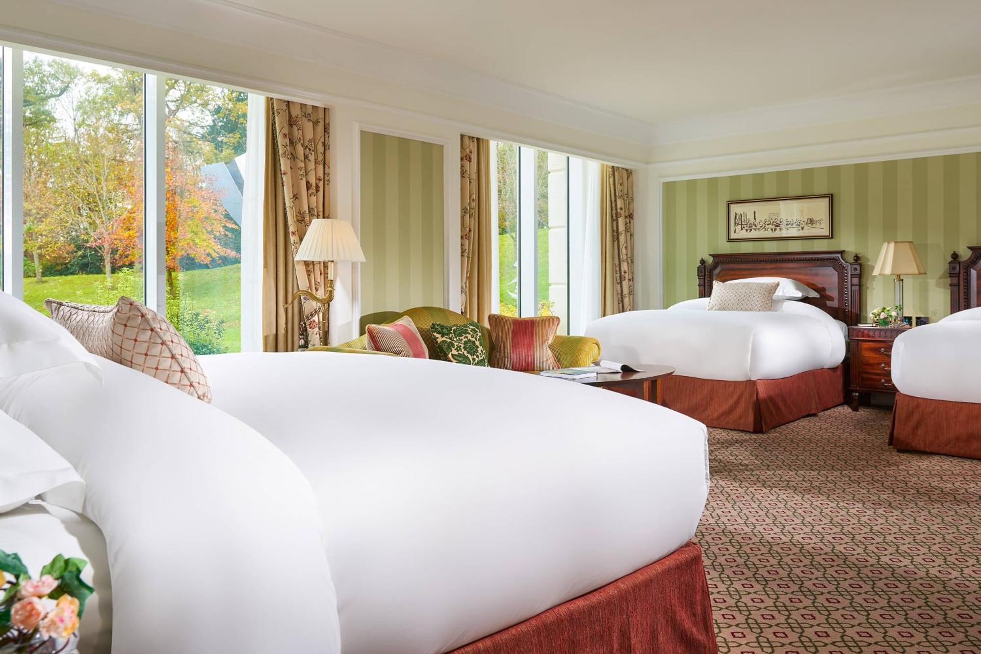 Powerscourt Hotel, Autograph Collection Эннискерри Экстерьер фото A guest room at The Westin Boston Harbor