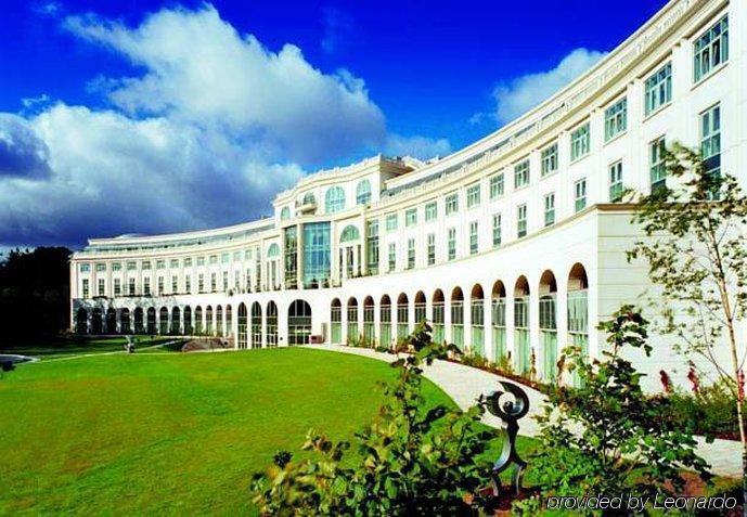 Powerscourt Hotel, Autograph Collection Эннискерри Экстерьер фото The Crescent